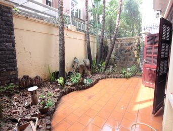 Lovely villa for rent in Ciputra Hanoi, near West Lake (1)
