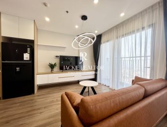 Luxurious 2-bedroom apartment at Imperia Smart City for rent (3)