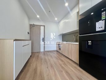 Luxurious 2-bedroom apartment at Imperia Smart City for rent (4)