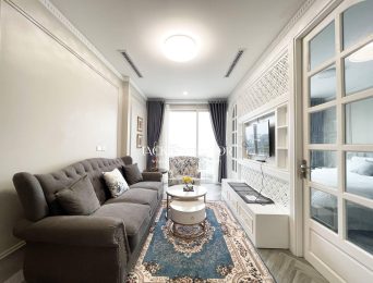 Luxurious 2BHK apartment with lake view for rent on Xuan Dieu street (2)