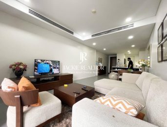 Luxurious 2BRs Watermark apartment for rent in Tay Ho area, Hanoi (5)