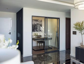 Luxurious 3-bedroom 161SQM apartment at Sunshine Golden River for rent (4)