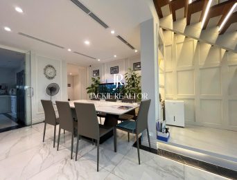 Luxurious 4BHK penthouse for rent at E4 Ciputra (4)