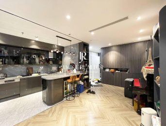 Luxurious 4BR duplex apartment Sunshine City for rent (4)