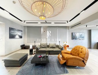 Luxurious 5-bedroom penthouse at Diplomatic Corps for rent (1)