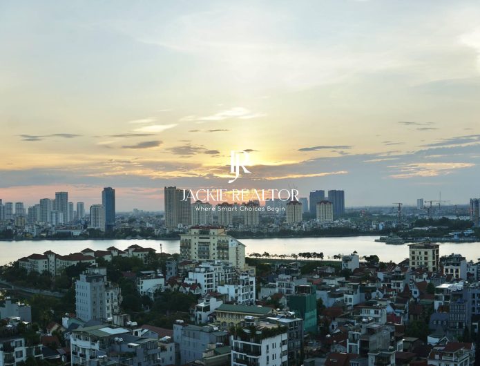 Luxurious apartment D Le Roi Soleil - Well renovated 2 bedroom for resale (1)