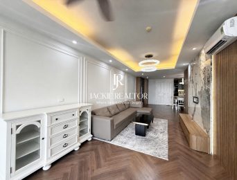 Luxurious apartment near Rugby School Hanoi 3 bedrooms for rent at P2 Ciputra building (5)