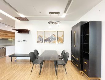 Luxurious apartment with 2 bedrooms in Vinhomes Metropolis for rent (5)