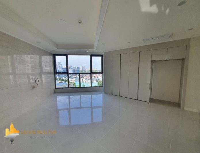 Majestic unfurnished 3BRs apartment for rent in Starlake Hanoi (1)
