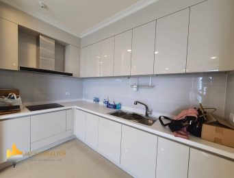 Marvellous high-level floor Starlake Daewoo apartment for rent (13)
