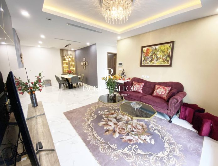 Marvelous 3BRs apartment for rent in Sunshine City (3)