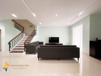 Marvelous semi-detached house in Vinhomes Riverside for rent (4)