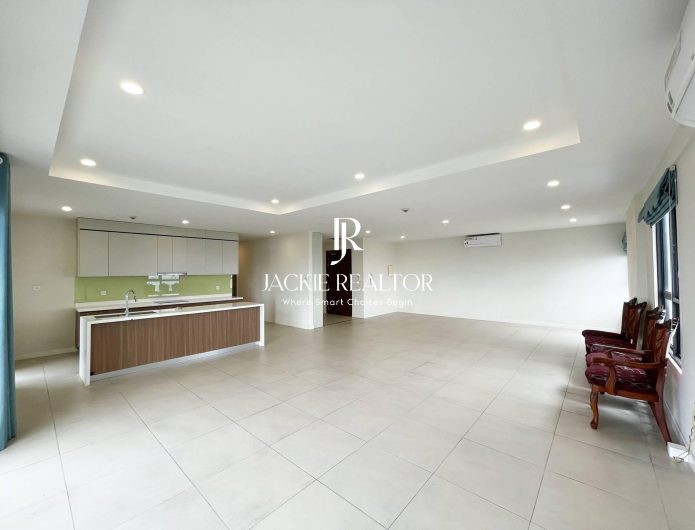 Million-dollar view apartment for sale in West Lake - Kosmo Tay Ho project (1)