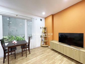 Minimalist 1-bedroom apartment in Xuan Dieu for rent (4)