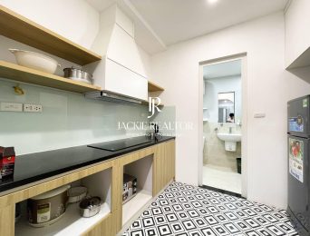 Minimalist 1-bedroom apartment in Xuan Dieu for rent (5)