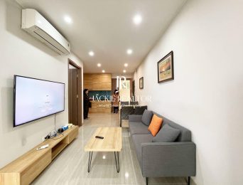 Modern 2-bedroom apartment for rent at L5 Ciputra (2)