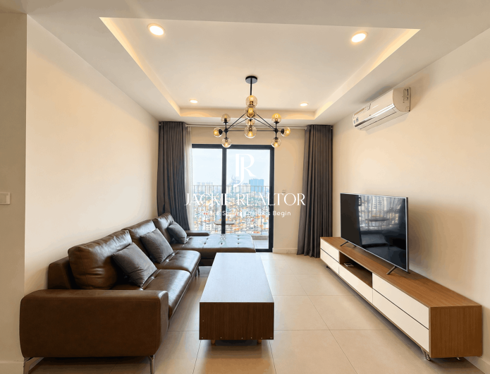 Modern 2-bedroom apartment for rent in Novo building, Kosmo Tay Ho (1)
