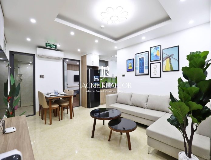 Modern 2-bedroom apartment for rent in Xuan La Street, Tay Ho District, Hanoi (1)
