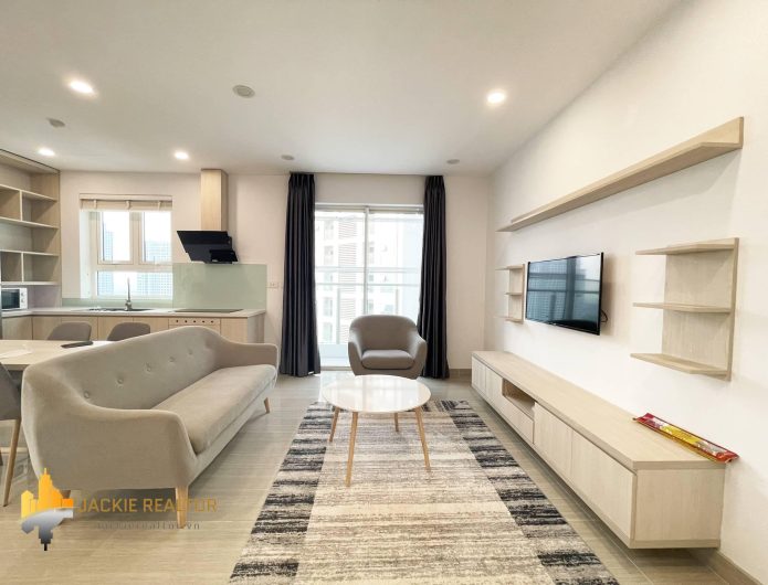 Modern 2BRs apartment in L4 Ciputra for rent (1)