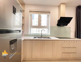 Modern 2BRs apartment in L4 Ciputra for rent (5)