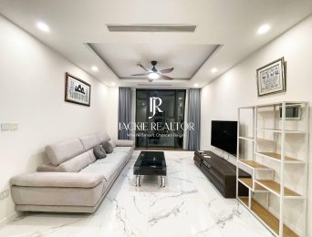 Modern 3-bedroom apartment at Sunshine City for rent (2)