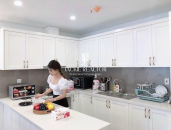 Modern 3-bedroom apartment for rent at D' Le Roi Soleil Xuan Dieu (4)