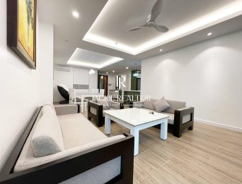 Modern 3-bedroom apartment for rent at E4 Ciputra (2)
