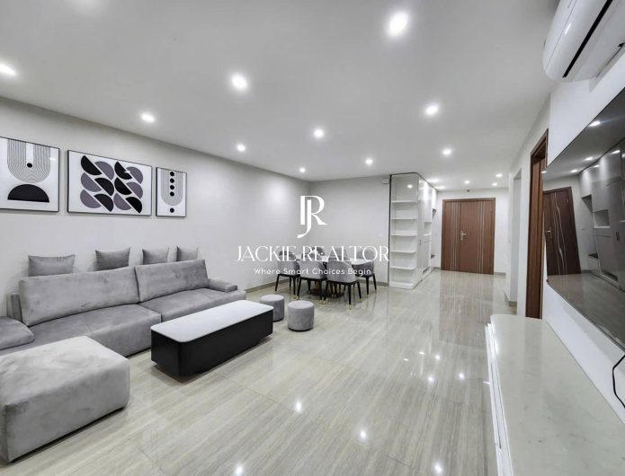 Modern 3BHK apartment at Ciputra for rent (1)