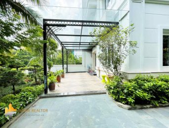 Modern 4BR villa for rent in Vinhomes Riverside Hoa Lan (2)-min