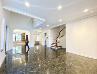 Modern 6-bedroom detached villa for rent in K7 Ciputra (4)