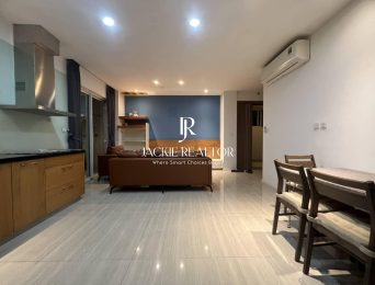 Modern European interior style apartment for rent at L3 Ciputra (4)