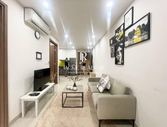 Modern and cozy 1-bedroom apartment at The Link Ciputra (4)