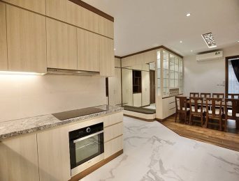 Modern apartment with 3 bedrooms at Ciputra for rent (5)