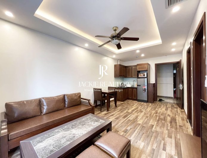 New 1BR apartment in Lac Long Quan for rent (1)