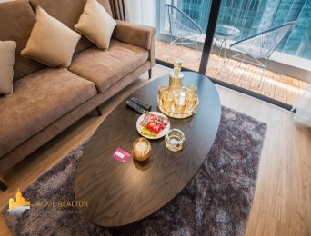 New 2BRs apartment at M1 Vinhomes Metropolis with a sparkling city view for rent (13)