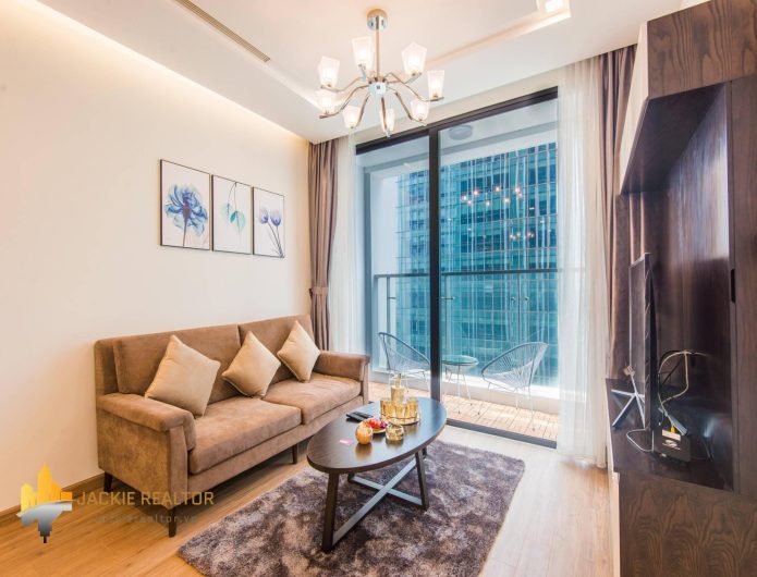 New 2BRs apartment at M1 Vinhomes Metropolis with a sparkling city view for rent (19)