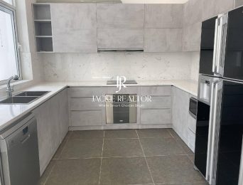 New 4-bedroom house at Ciputra for rent (4)