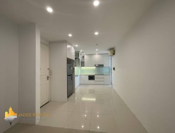 Newly renovated unfurnished apartment for rent in P1 Ciputra (2)