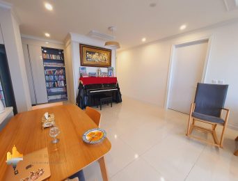 Nice 3-bedroom flat for rent in Starlake apartment (5)
