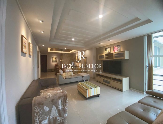 Nice 3BHK apartment at G2 Ciputra for rent (1)