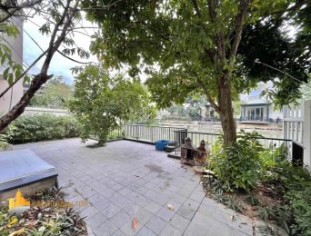 Nice 4BDs villa for rent at Vinhomes Riverside with full furniture (2)