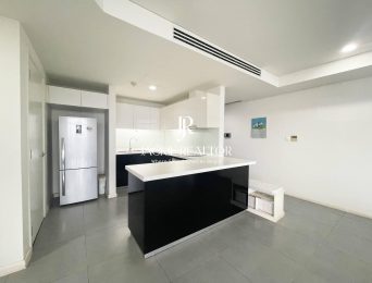 Nice lake-view 3BRs apartment in Watermark for rent (5)