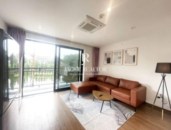 Nice lakeview 1BR apartment in Tu Hoa for rent (2)