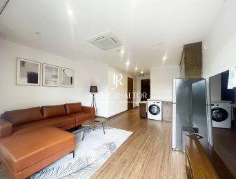 Nice lakeview 1BR apartment in Tu Hoa for rent (3)