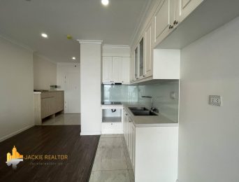 Nice partly furnished apartment to rent in Sunshine Riverside (4)