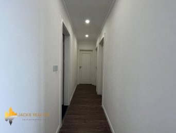 Nice partly furnished apartment to rent in Sunshine Riverside (5)