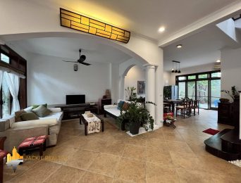 Nice rustic 5-bedroom villa for rent in C5 Ciputra (4)