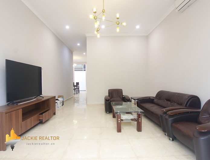 Nice semi-detached house for rent in Ciputra Tay Ho (1)