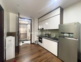 Nice studio for rent in To Ngoc Van Street, Tay Ho District, Hanoi (5)