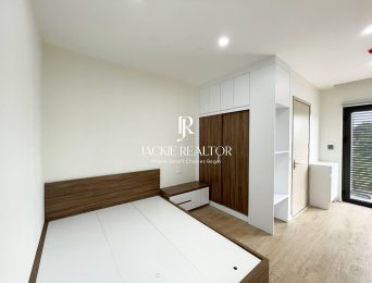 Nice studio in Thuy Khue, Ba Dinh for rent (4)